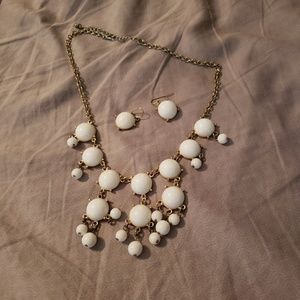 Small bubble necklace and earrings- white